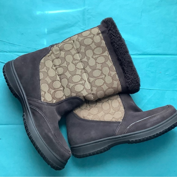Coach Sherman sig suede snow winter boot (size 8) - Picture 7 of 8